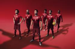 开云体育-网球之王的双重奏，ATP总决赛轻取联合杯，纳达尔点燃激情赛场