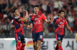 开云APP-关于永昌客场大胜FC首尔，晋级淘汰赛希望渐增的信息