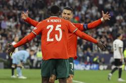 开云APP-欧国联精彩继续，葡萄牙力争晋级四强