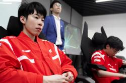 开云体育入口-HLE轻取CLG，Meiko开启传奇时刻激烈交锋小组赛，点燃全场激情