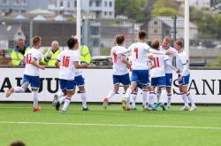 开云体育入口-法罗群岛足球队在困境中力挽狂澜