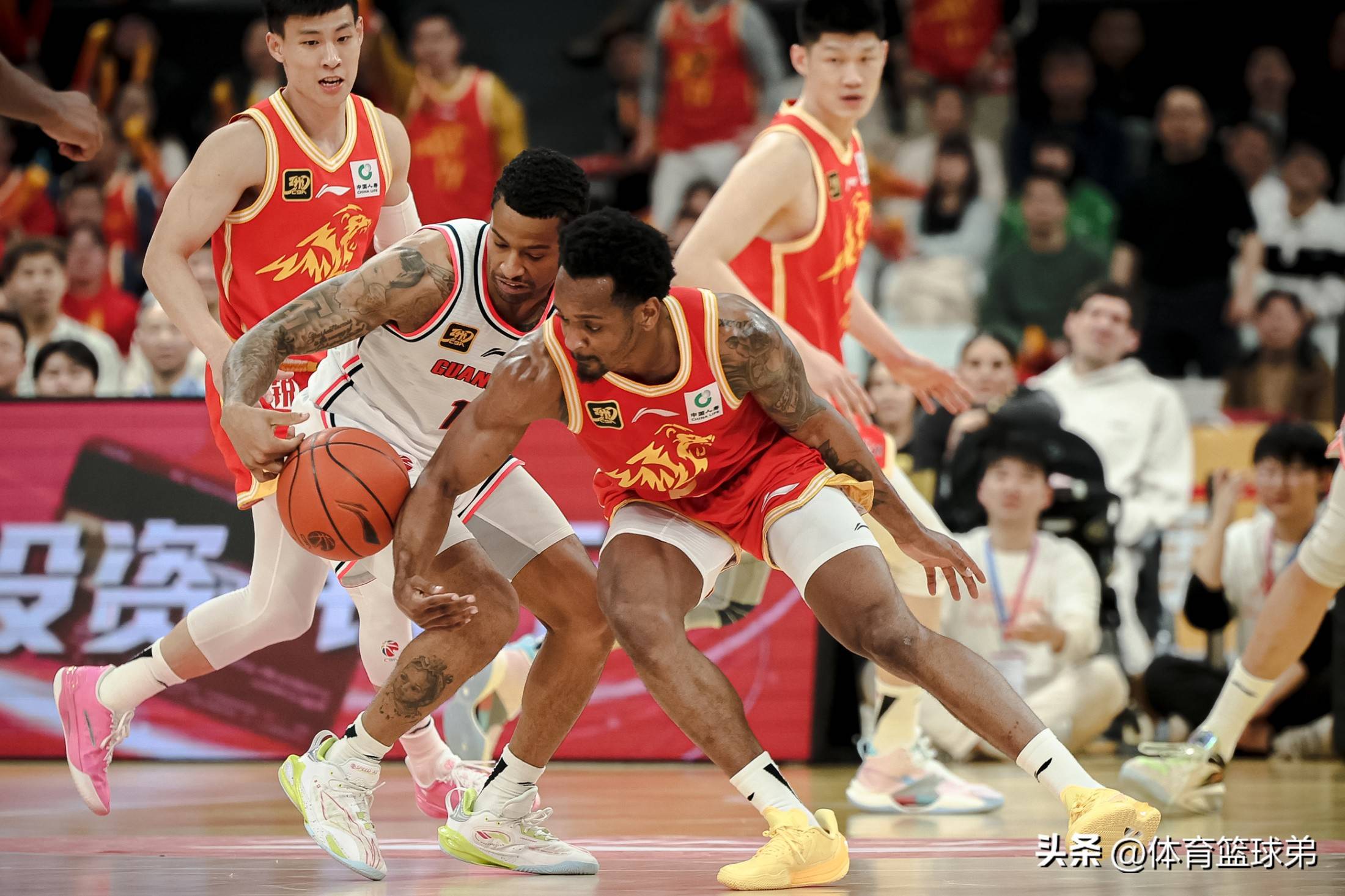 热门篮球赛事成为全球焦点