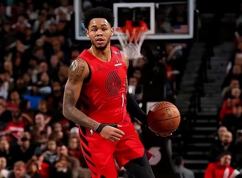 开拓者逆转骑士,利拉德末节爆发决胜神奇 开拓者逆转骑士,利拉德末节爆发决胜神奇