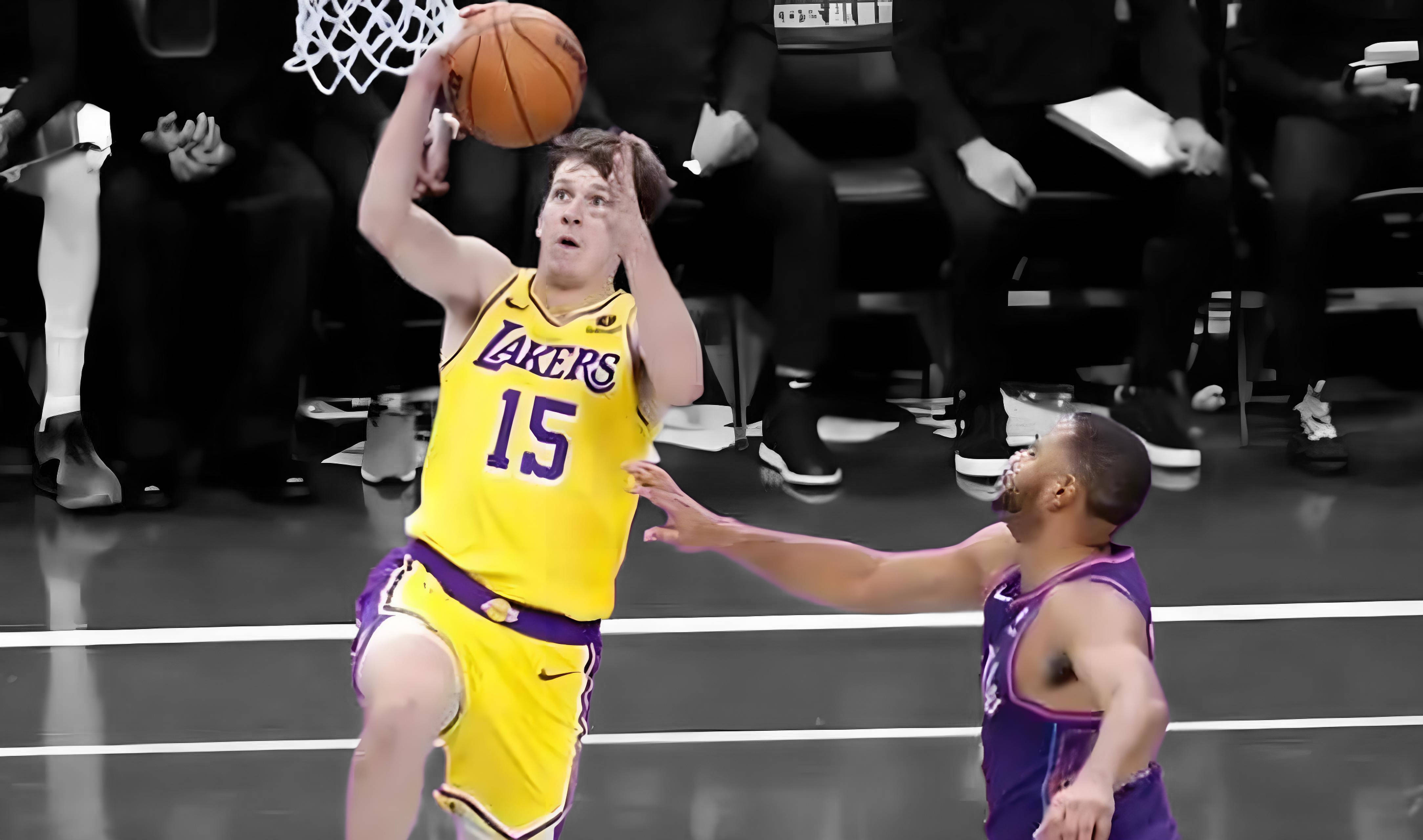 美国篮球名将抢眼登场,无懈可击 美国篮球名将抢眼登场,无懈可击