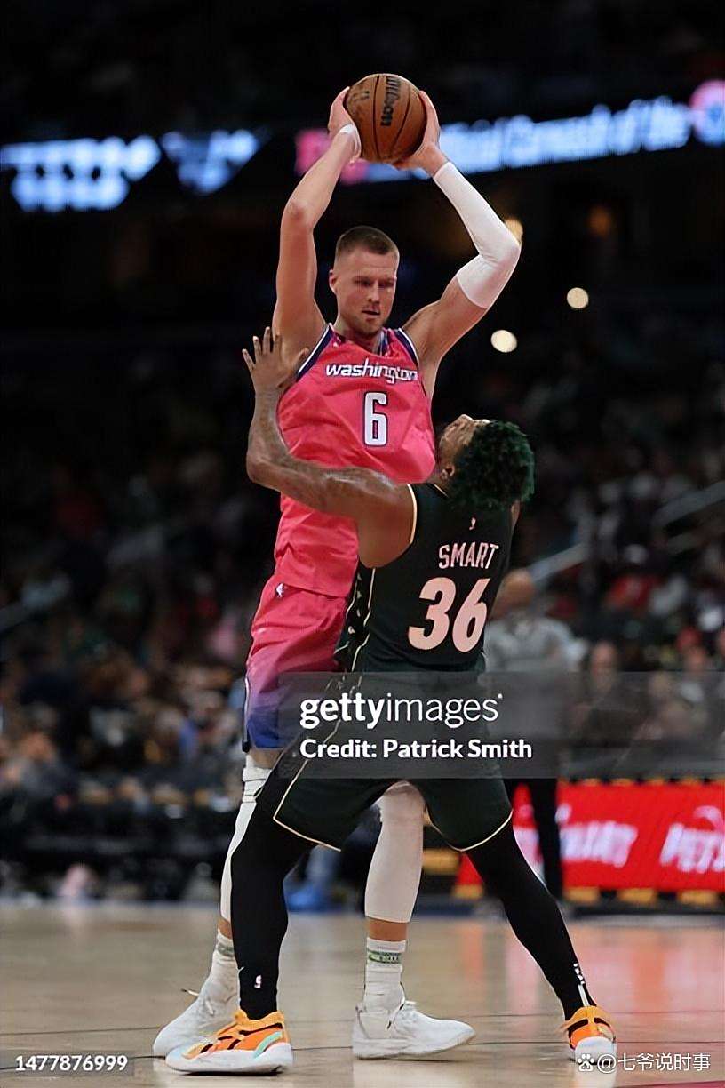 独行侠客场胜出,主场逆转建功 独行侠客场胜出,主场逆转建功