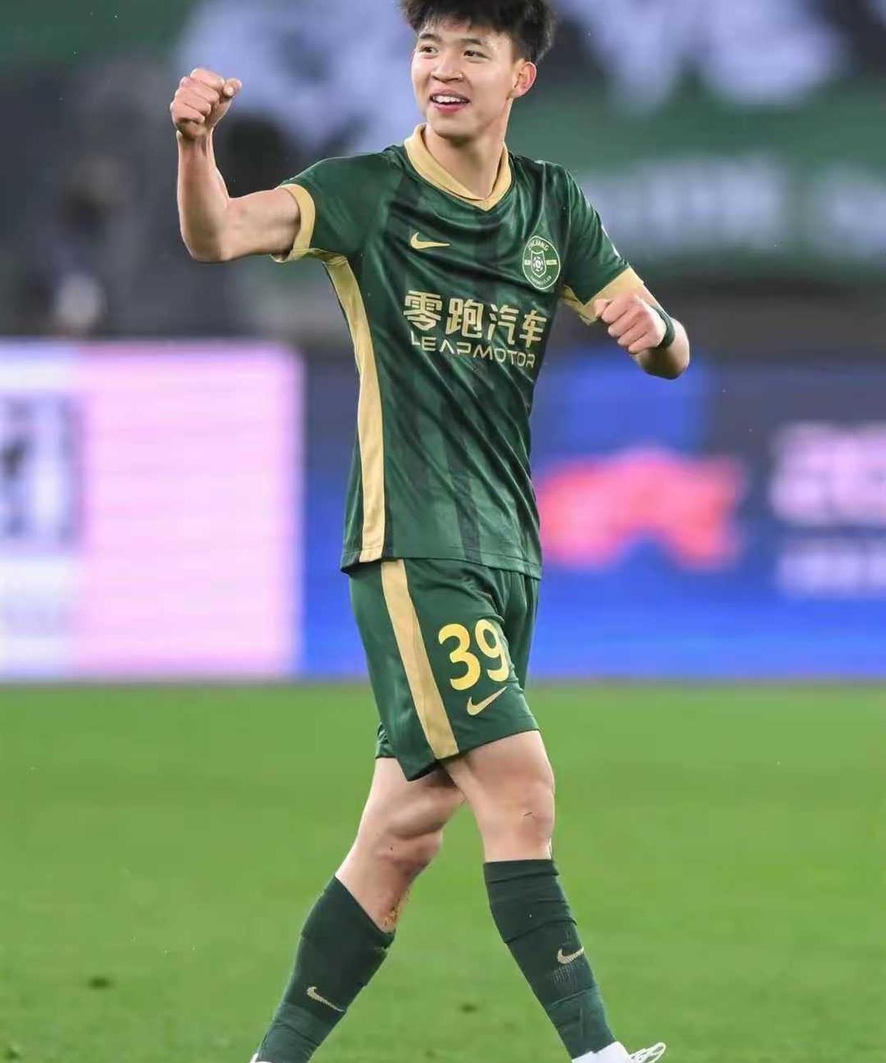 布加勒森连连失手,保级压力骤增 布加勒森连连失手,保级压力骤增