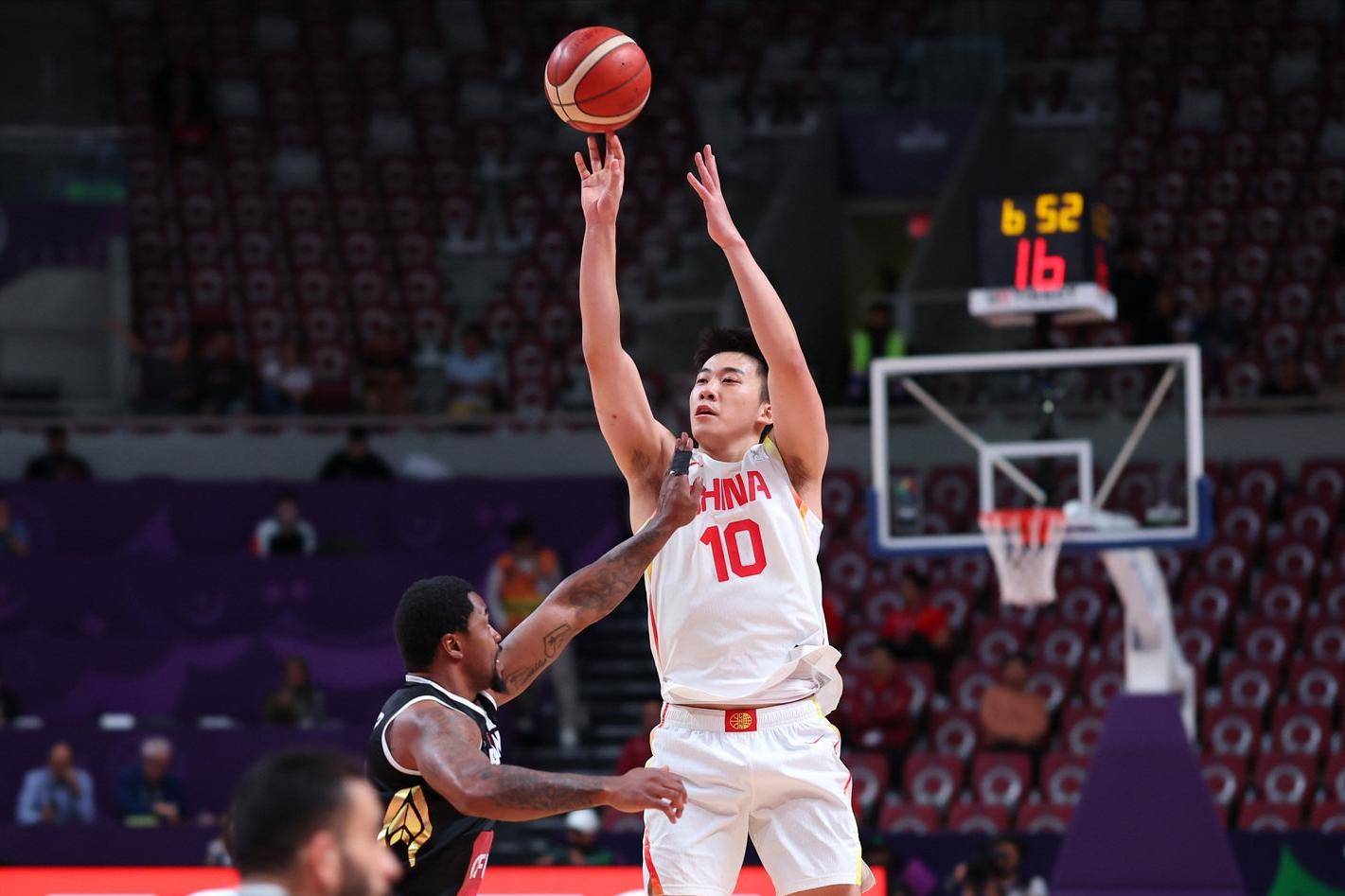 江苏男篮连胜，全队士气高昂，备战更激烈的比赛