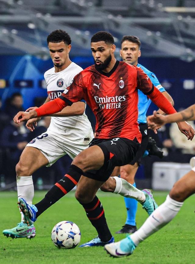 AC米兰遭遇惨败，卡利亚里罕见逆转胜利