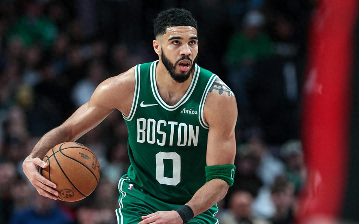 开拓者客场轻取凯尔特人，豪取七连胜