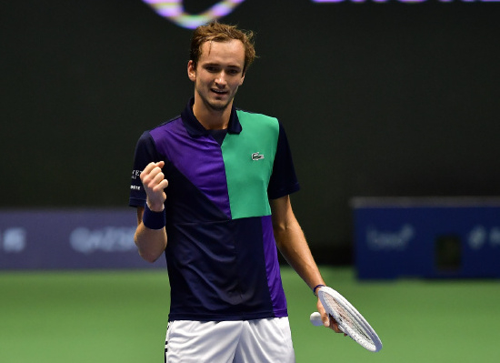 包含SHR碾压MAD，Clid极限生还后反打焦点之战全球总决赛，强势挺进下一轮的词条