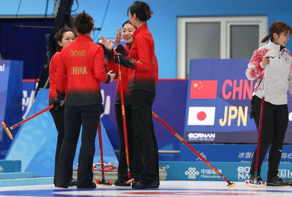 乌克兰队大胜哈萨克斯坦队，晋级希望渺茫