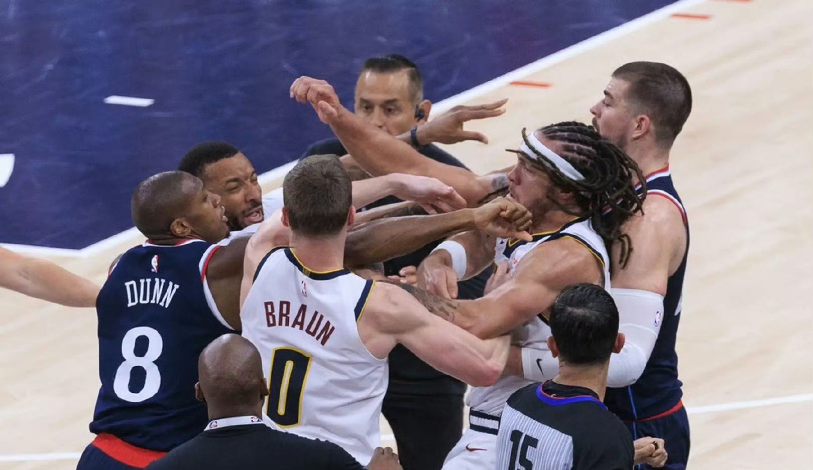 快船不敌凯尔特人，结束三连胜