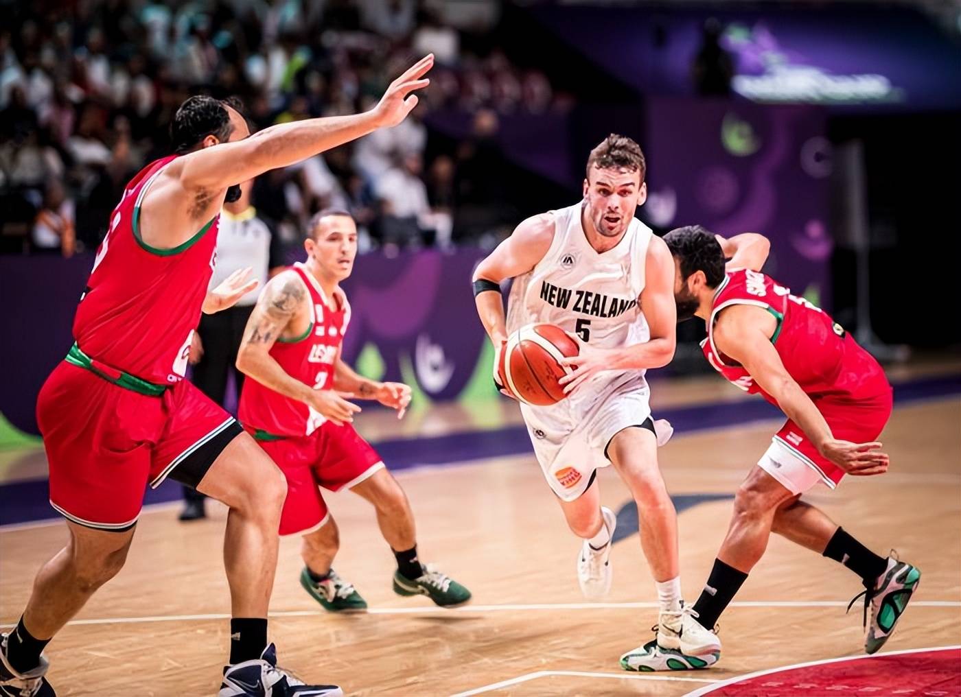 美国男篮备战奥运会，期待再次登上领奖台