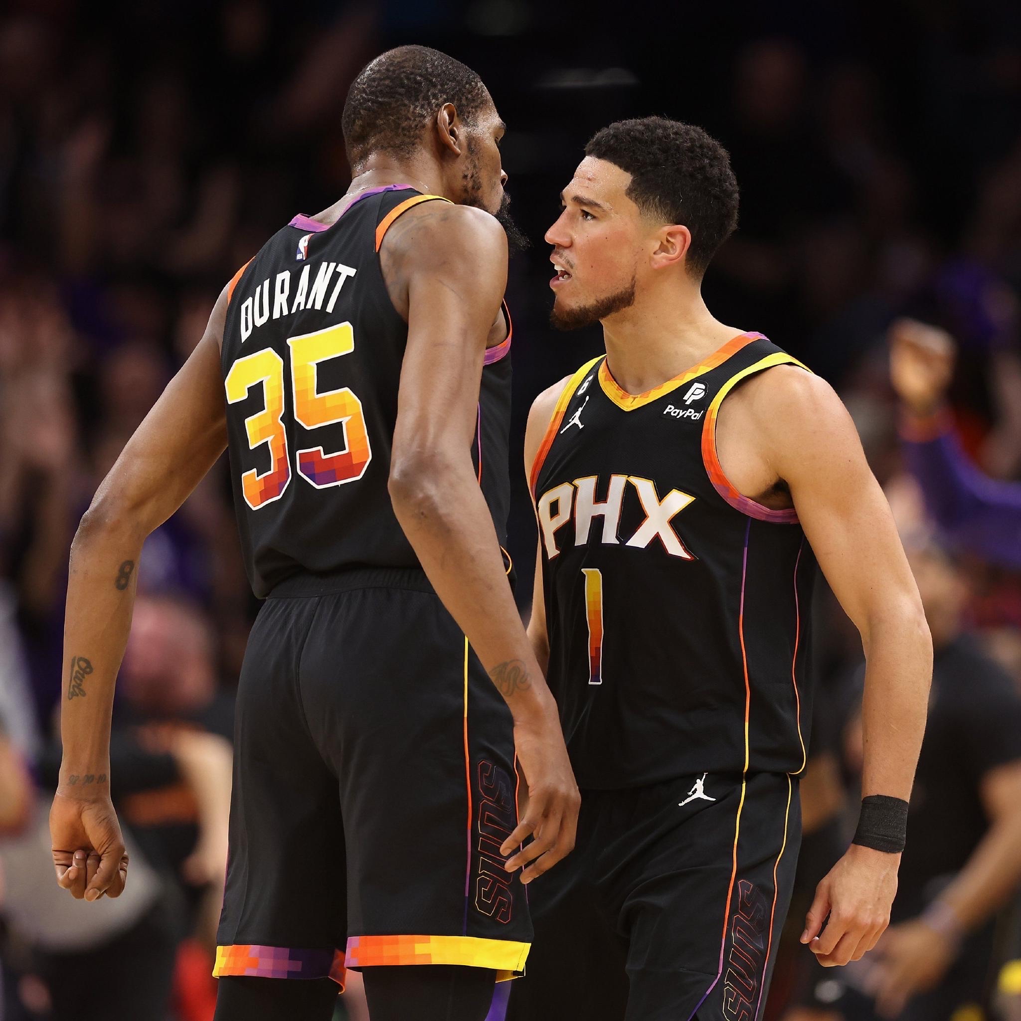 包含NBA西部决赛拉开帷幕，勇士主场力克开拓者的词条