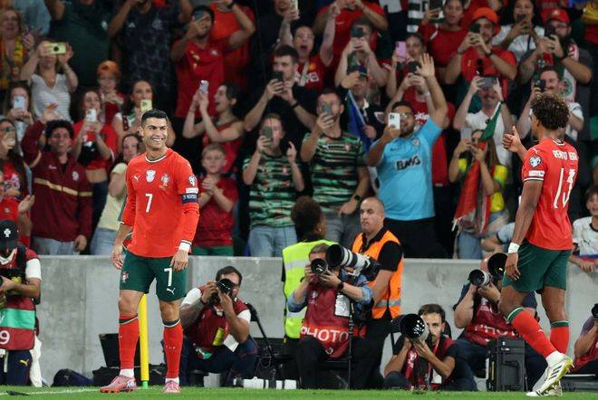 乌拉圭逆转葡萄牙，佩德里关键制胜