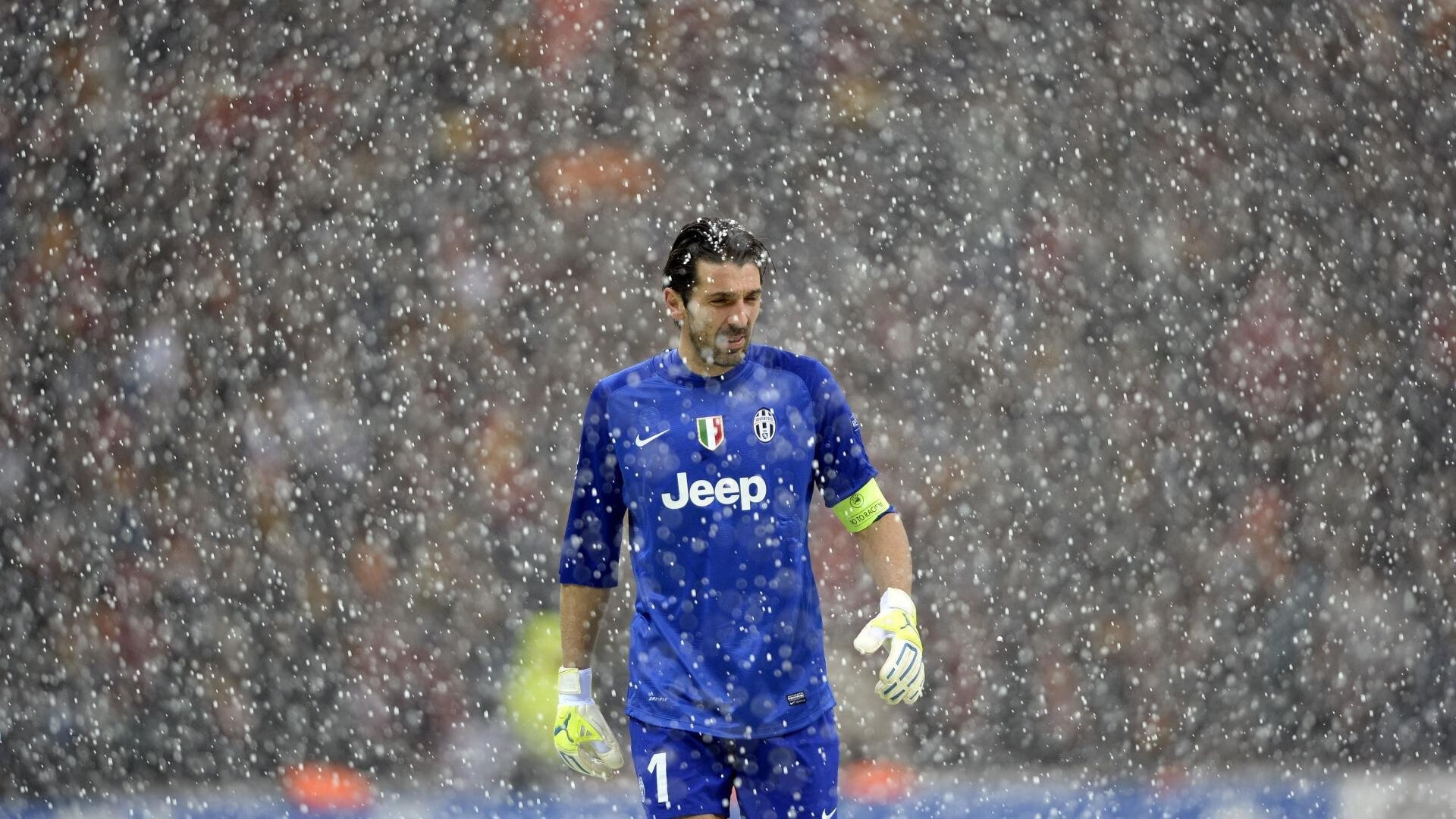 摩纳哥狭路,当汉密尔顿的热刃刺向法拉利的铜墙铁壁